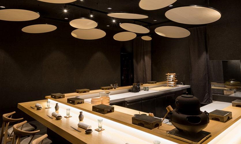 Kaido Sushi Bar, con una Estrella Michelin, es un buen ejemplo de la experiencia medida al detalle.