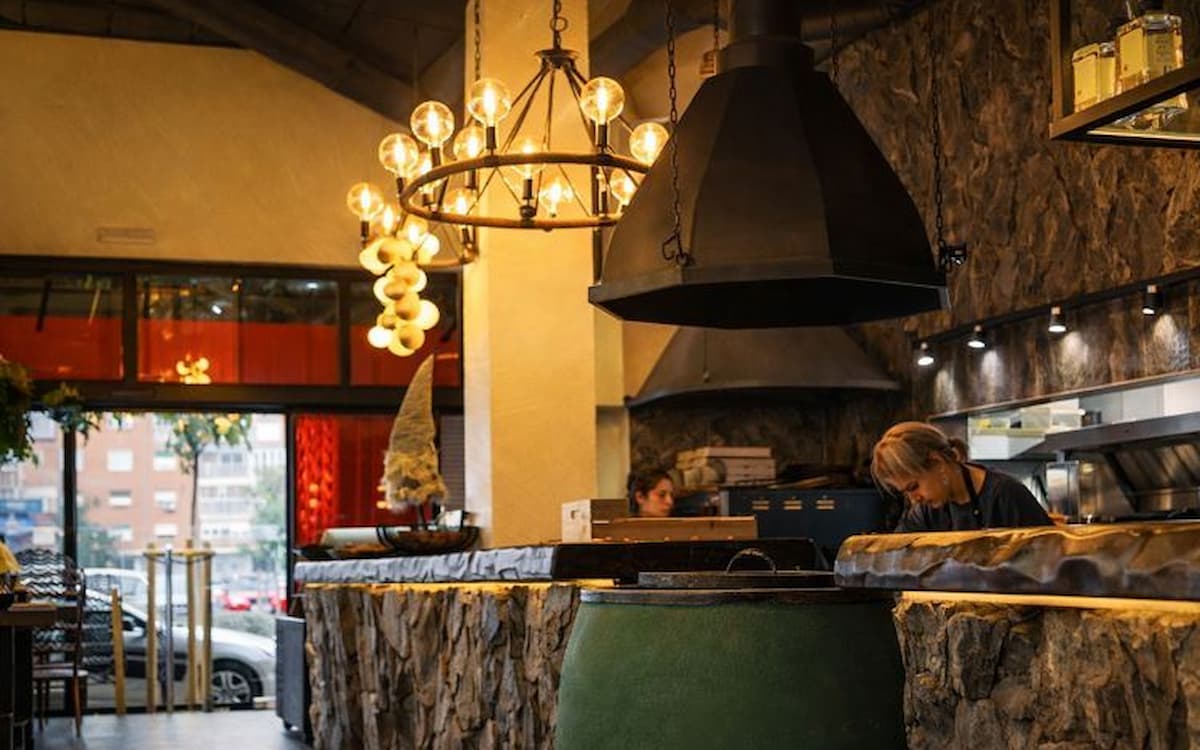 Tandur restaurante de cocina georgiana en Valencia