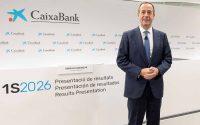 CaixaBank descarta recortes de empleo y oficinas por el avance de la IA