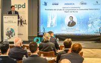 La empresa valenciana gana en competitividad e innovación, pero el tamaño pesa