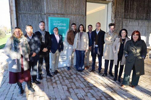 06 (1) (1) (1) (1) (1)