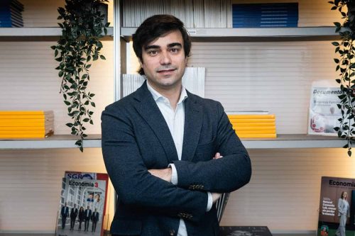 Fotografias MesaDebateEco3 020326-20