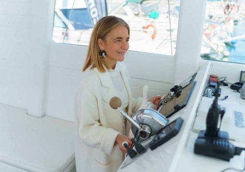 MAT260001 MUJERES-AL-TIMON-WEB-10