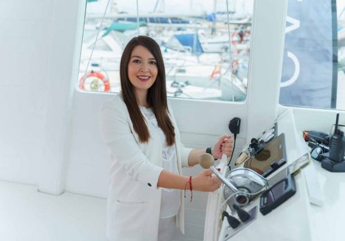 MAT260002 MUJERES-AL-TIMON-WEB-13