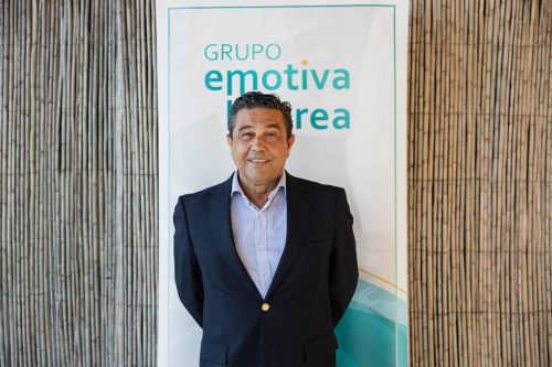 MESA-DEBATE-GRUPO-EMOTIVA-113