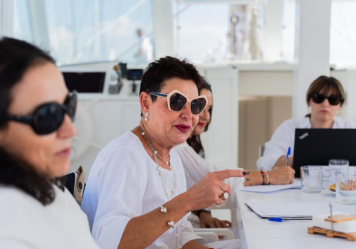 MUJERES-AL-TIMON-15-10-2025-baja-68