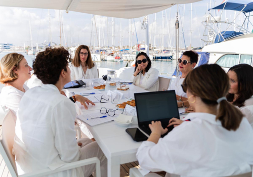 MUJERES-AL-TIMON-15-10-2025-baja-74